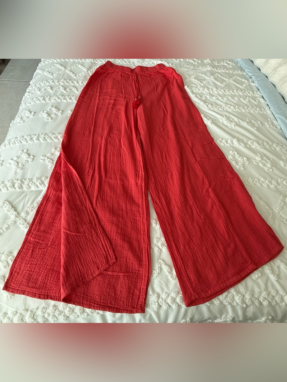 Salty Lemon Cotton red gauze wide leg pants with side slits, Size L